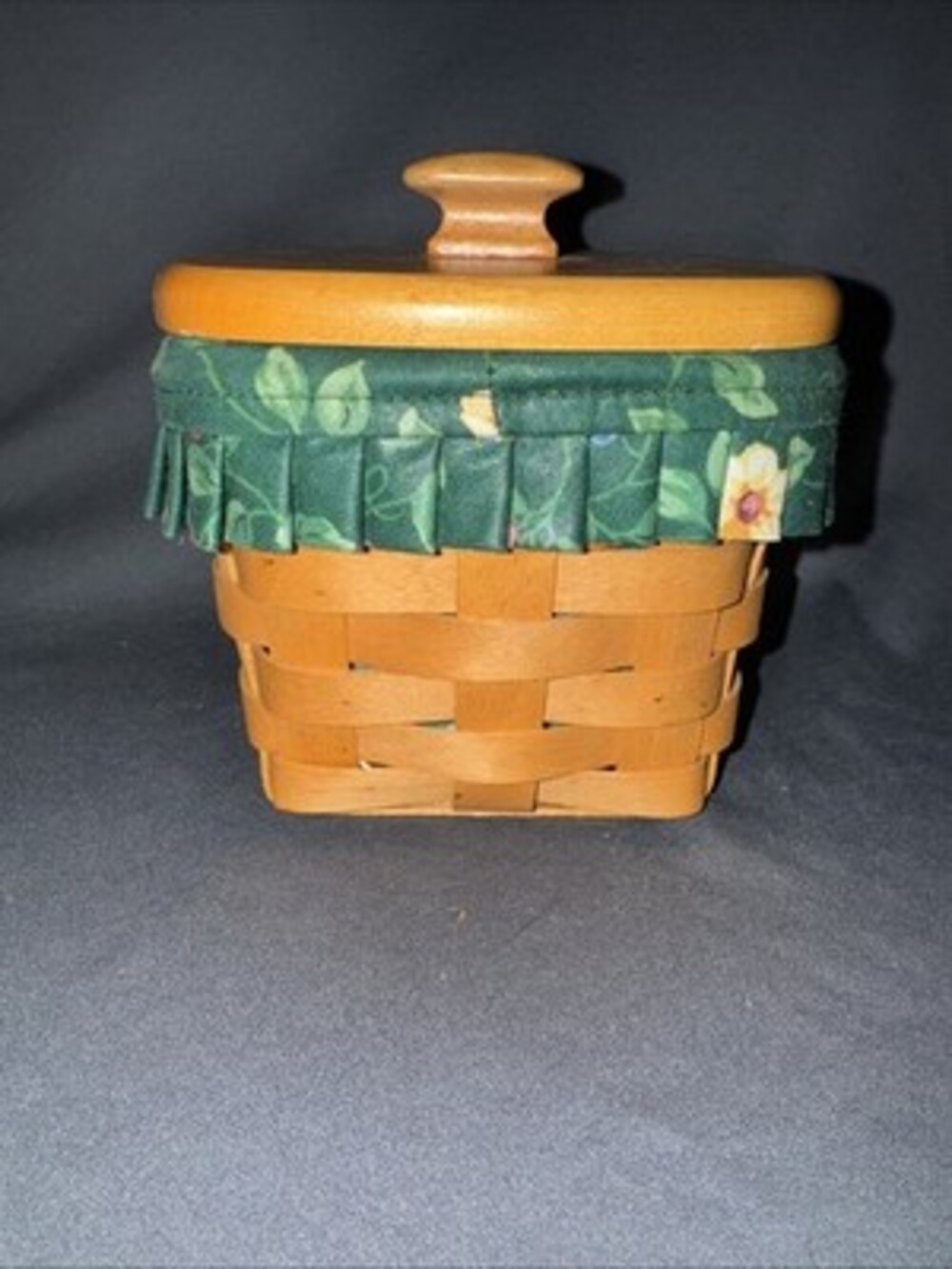 1997 Longaberger Basket Box w/ Lid & Garden Splendor Cloth Liner Wood Weaved USA